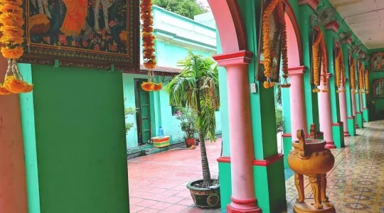 スリタンディーユッタパニ寺院